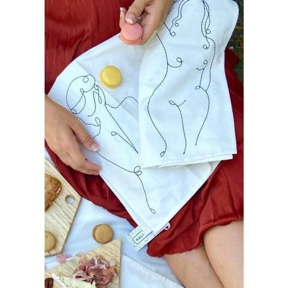 New Hali Hali Embroidered Nude Women Tea Towel